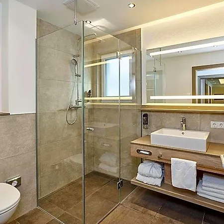 A-vita Viktoria & A-vita Living Luxury 4* سيفيلد ان تيرول